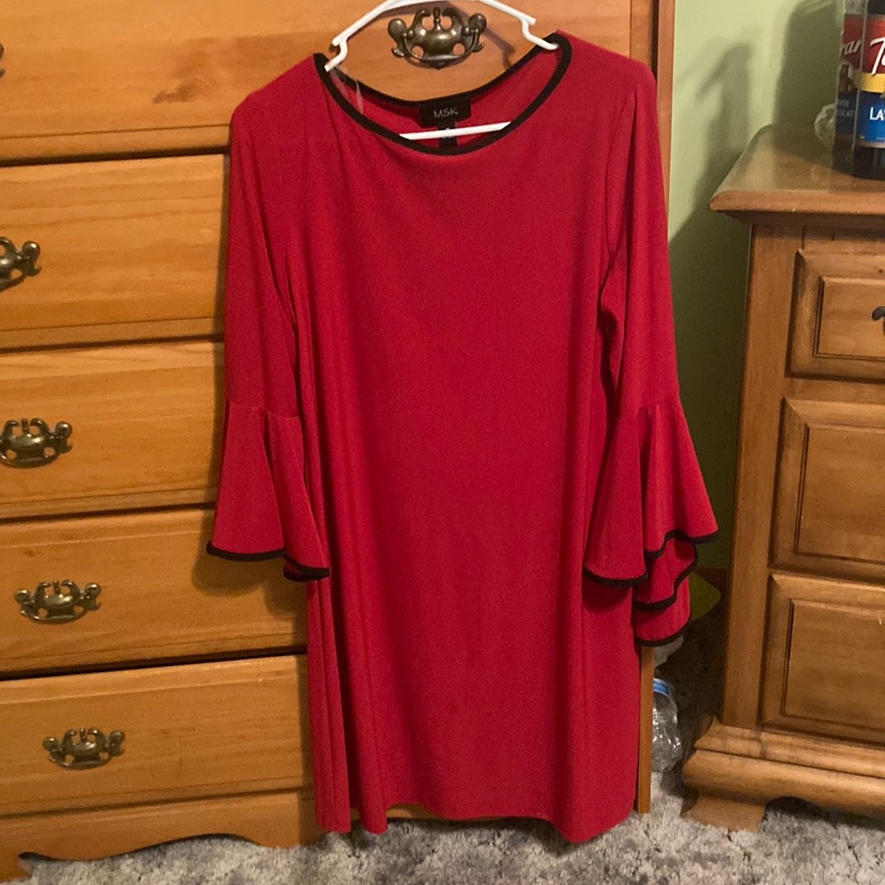 MSK Size Medium Dress with waterfall sleeves